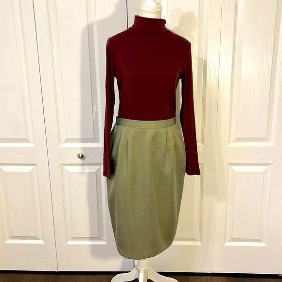 TanJay pencil skirt - Picture 1 of 10